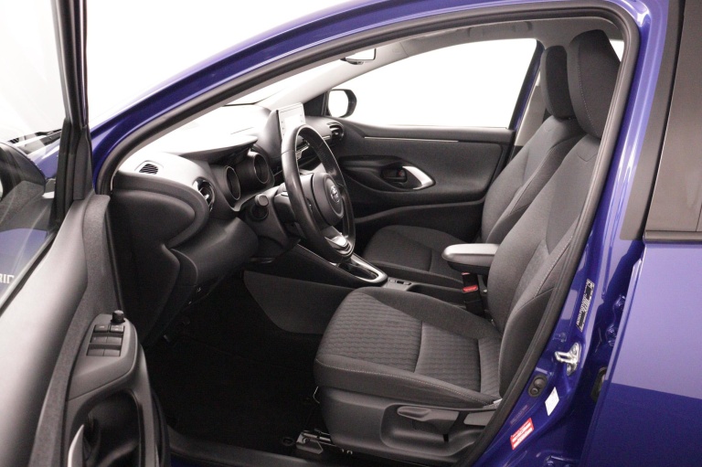 Toyota Yaris - 1.5 Hybrid Dynamic 17