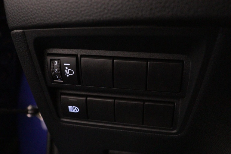 Toyota Yaris - 1.5 Hybrid Dynamic 28