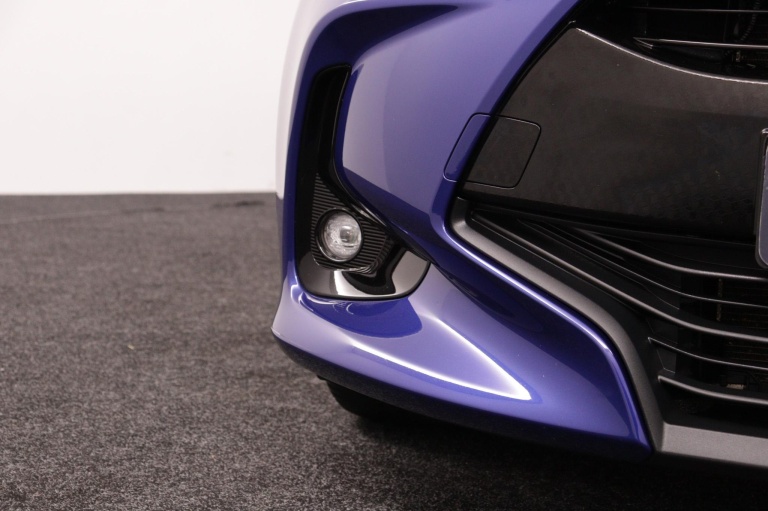 Toyota Yaris - 1.5 Hybrid Dynamic 33