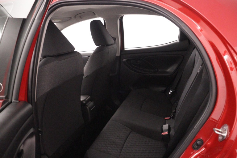 Toyota Yaris - 1.5 Hybrid 115 First Edition Limited 18