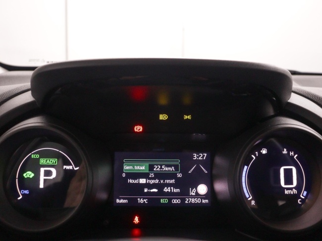 Toyota Yaris - 1.5 Hybrid 115 First Edition Limited