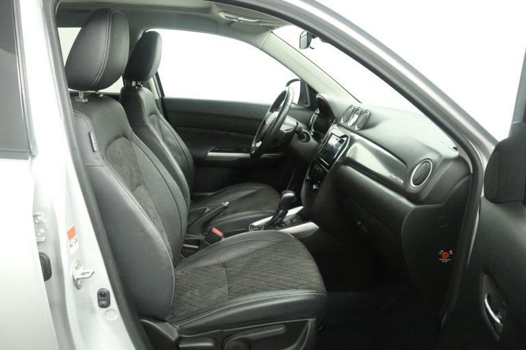Suzuki Vitara - 1.5 Hybrid Style AllGrip 22