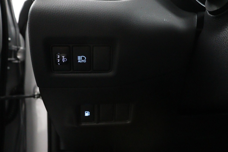 Toyota C-HR - 1.8 Hybrid Dynamic 31