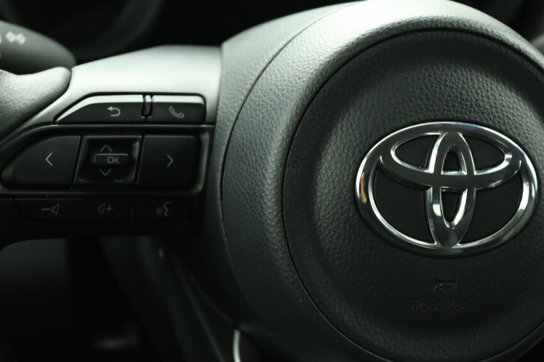 Toyota Yaris Cross - 1.5 Hybrid Active 19