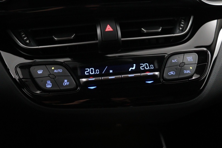 Toyota C-HR - 1.8 Hybrid Dynamic 16