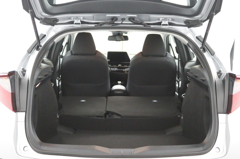 Toyota C-HR - 1.8 Hybrid Dynamic 31