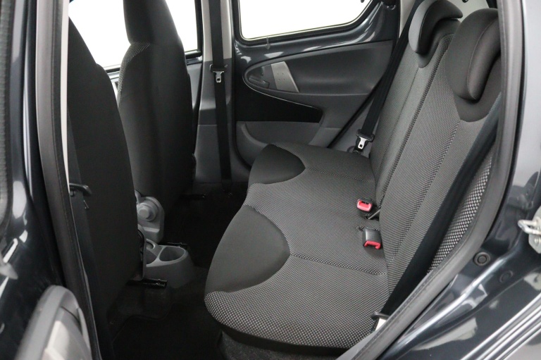 Toyota Aygo - 1.0-12V Comfort | Automaat | 12