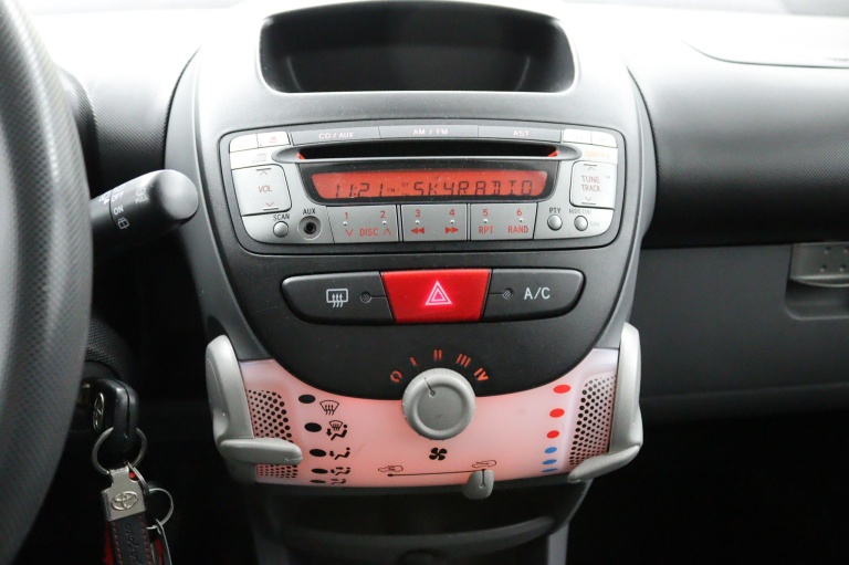 Toyota Aygo - 1.0-12V Comfort | Automaat | 13