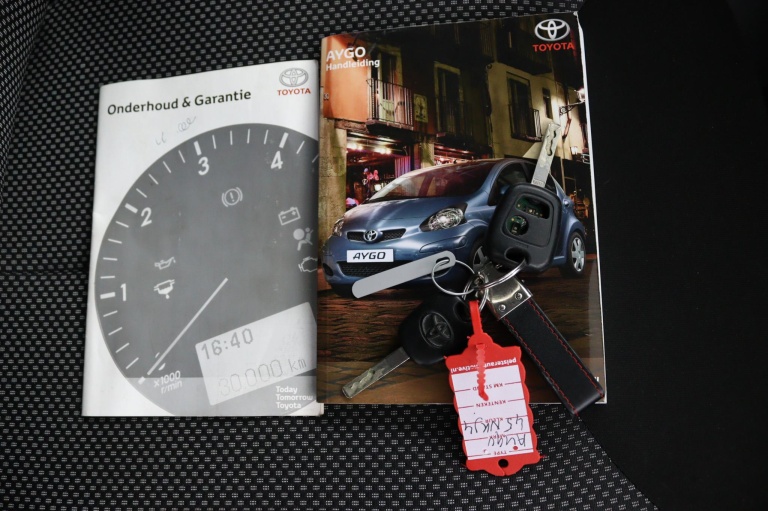 Toyota Aygo - 1.0-12V Comfort | Automaat | 19