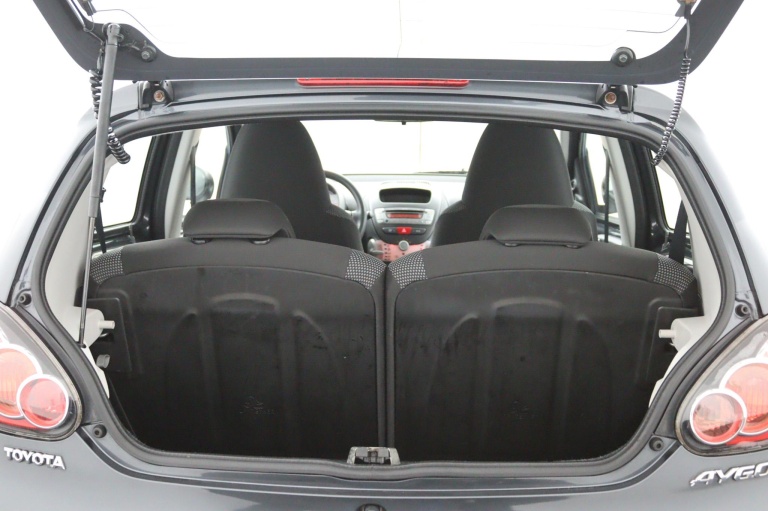 Toyota Aygo - 1.0-12V Comfort | Automaat | 25