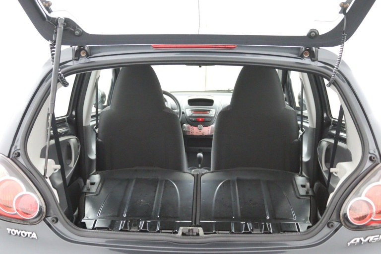 Toyota Aygo - 1.0-12V Comfort | Automaat | 27