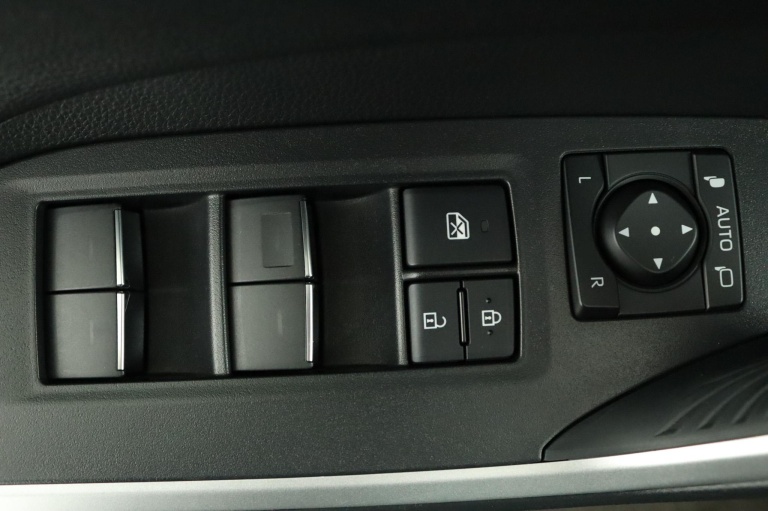 Toyota RAV4 - 2.5 Hybrid AWD Dynamic 28