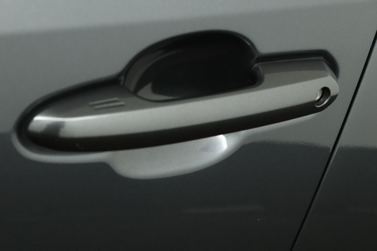 Toyota RAV4 - 2.5 Hybrid AWD Dynamic 38