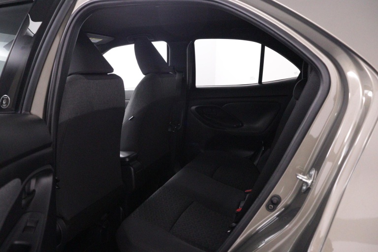 Toyota Yaris Cross - 1.5 Hybrid Dynamic 18