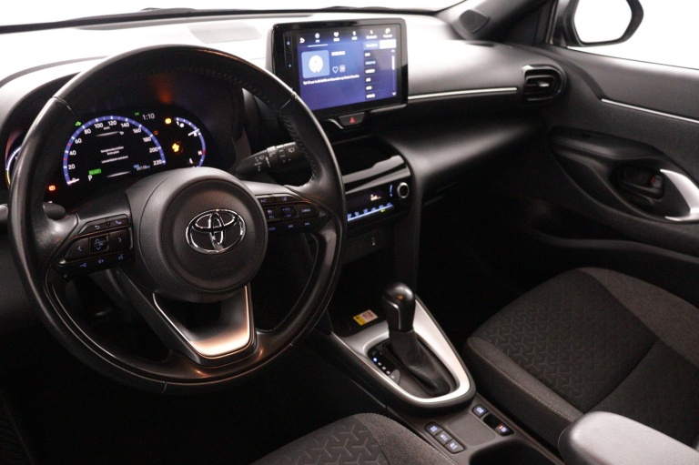 Toyota Yaris Cross - 1.5 Hybrid Dynamic 19