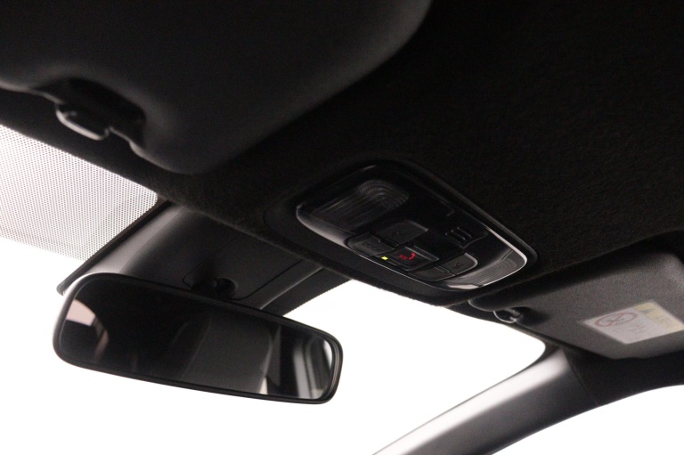 Toyota Yaris Cross - 1.5 Hybrid Dynamic 33