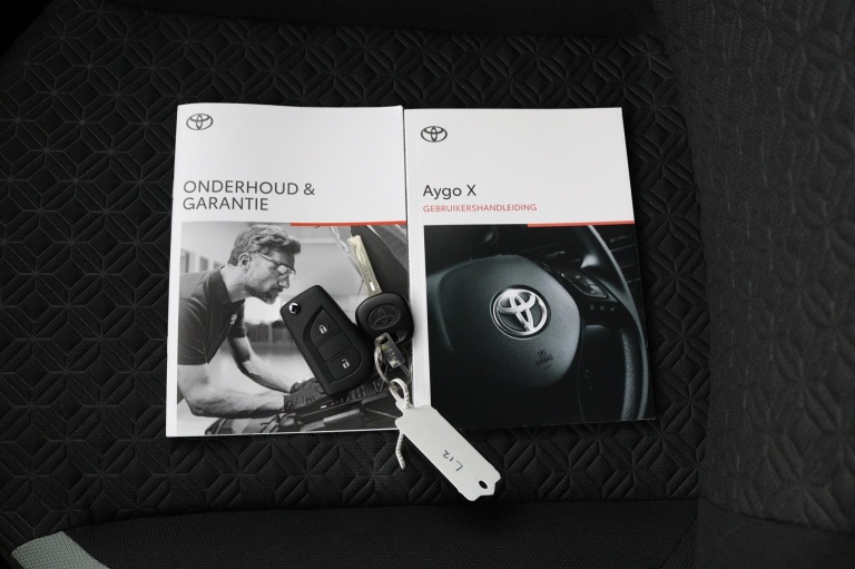 Toyota Aygo X - 1.0 VVT-i MT Pulse 11