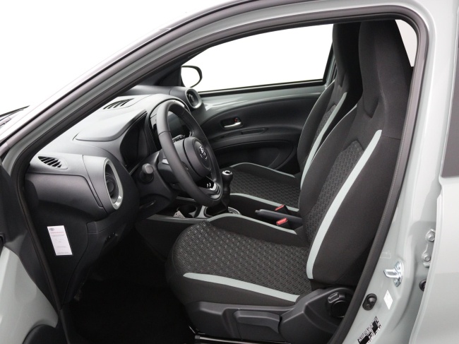 Toyota Aygo X - 1.0 VVT-i MT Pulse