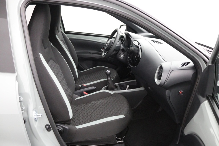 Toyota Aygo X - 1.0 VVT-i MT Pulse 22