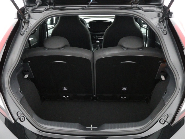 Toyota Aygo X - 1.0 VVT-i MT Pulse