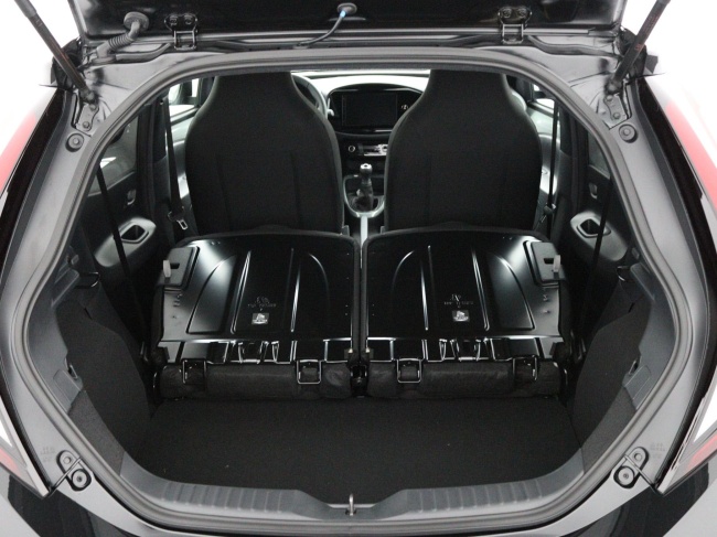 Toyota Aygo X - 1.0 VVT-i MT Pulse