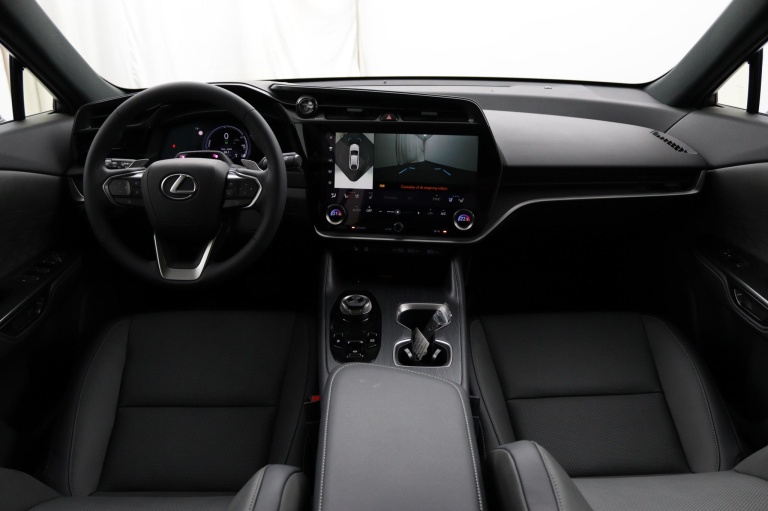 Lexus RZ - 300e 35th Edition 71 kWh 4