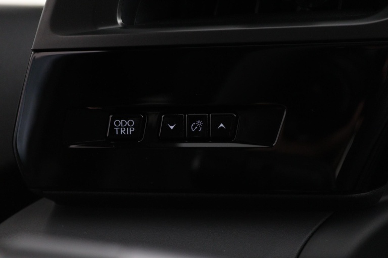 Lexus RZ - 300e 35th Edition 71 kWh 43