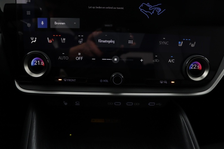Lexus RZ - 300e 35th Edition 71 kWh 7
