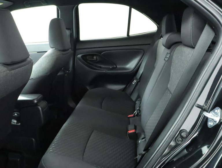 Toyota Yaris Cross - 1.5 Hybrid 115 First Edition 18