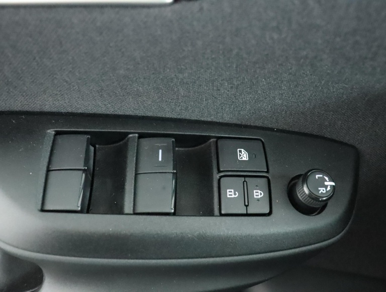 Toyota Yaris Cross - 1.5 Hybrid 115 First Edition 30