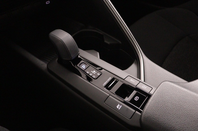 Toyota C-HR - 1.8 Hybrid 140 Active 26
