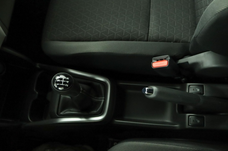 Suzuki Swift - 1.2 Style Smart Hybrid 24