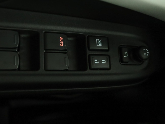 Suzuki Swift - 1.2 Style Smart Hybrid