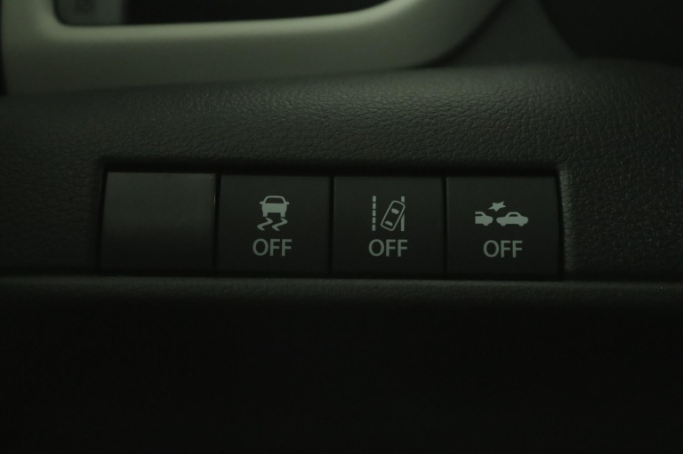 Suzuki Swift - 1.2 Style Smart Hybrid 27