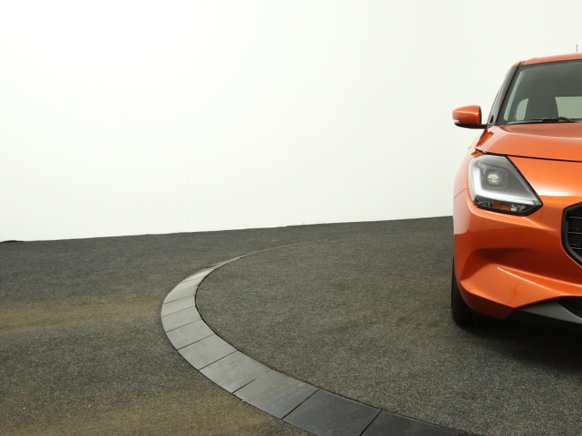 Suzuki Swift - 1.2 Style Smart Hybrid