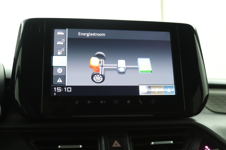 Suzuki Swift - 1.2 Style Smart Hybrid 64