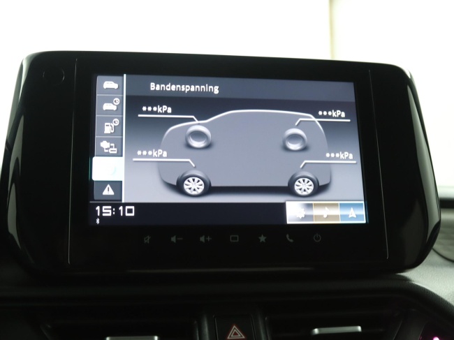 Suzuki Swift - 1.2 Style Smart Hybrid