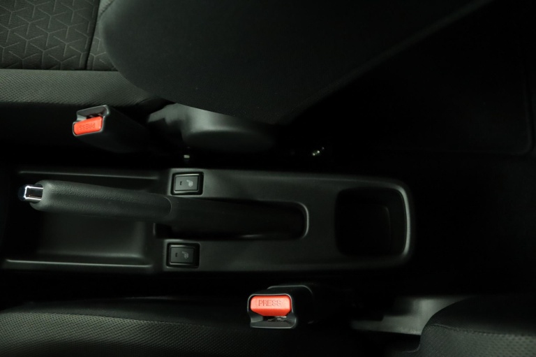 Suzuki Swift - 1.2 Style Smart Hybrid 69