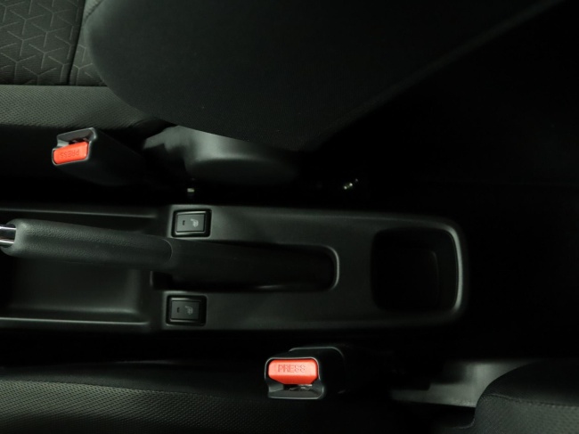 Suzuki Swift - 1.2 Style Smart Hybrid