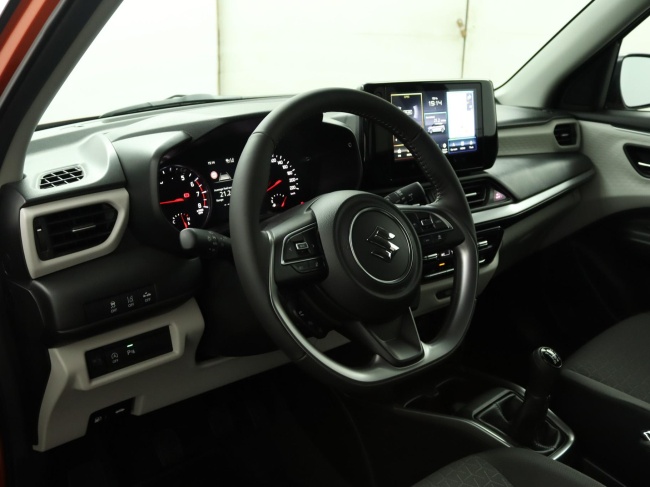 Suzuki Swift - 1.2 Style Smart Hybrid