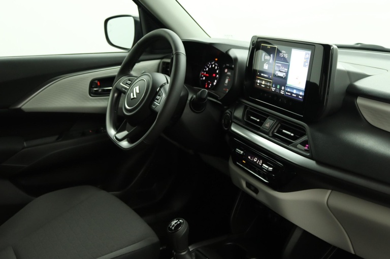 Suzuki Swift - 1.2 Style Smart Hybrid 72