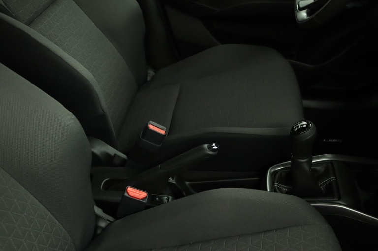 Suzuki Swift - 1.2 Style Smart Hybrid 73