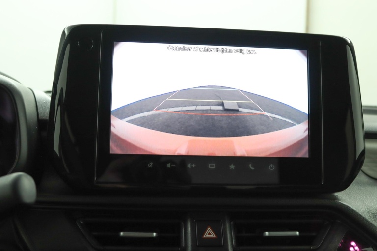 Suzuki Swift - 1.2 Style Smart Hybrid 9