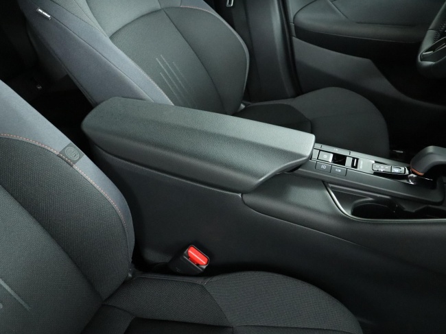 Toyota C-HR - 1.8 Hybrid 140 Business Plus