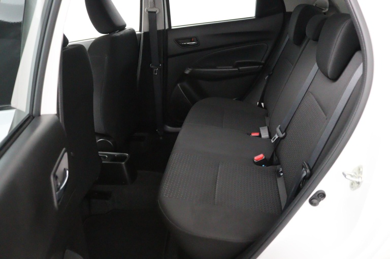 Suzuki Swift - 1.0 Stijl Smart Hybrid 12