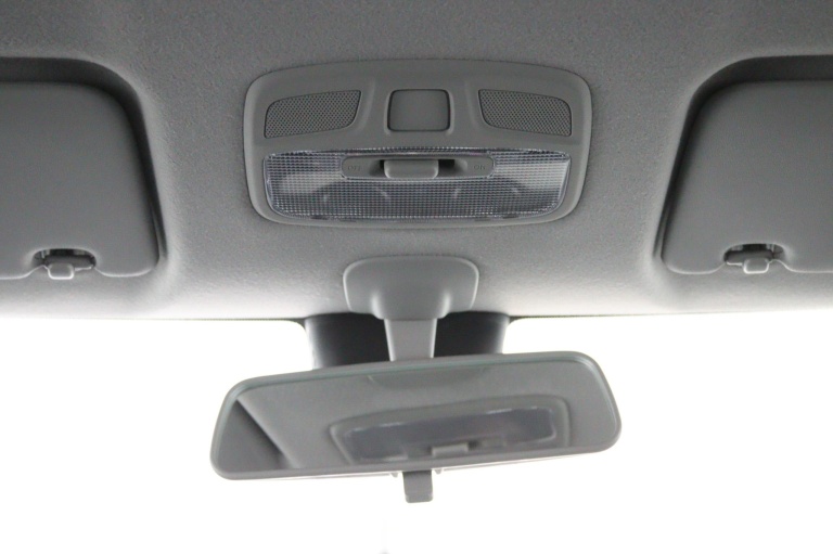 Suzuki Swift - 1.0 Stijl Smart Hybrid 38