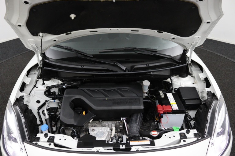Suzuki Swift - 1.0 Stijl Smart Hybrid 39