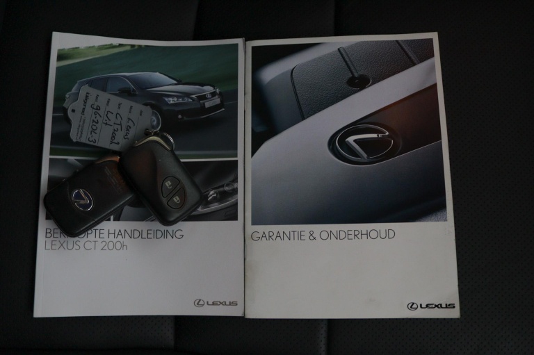 Lexus CT - 200h Luxury Line 11
