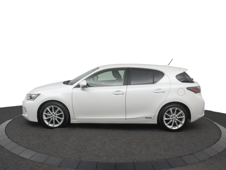 Lexus CT - 200h Luxury Line 3