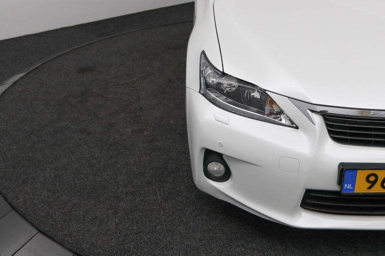 Lexus CT - 200h Luxury Line 37